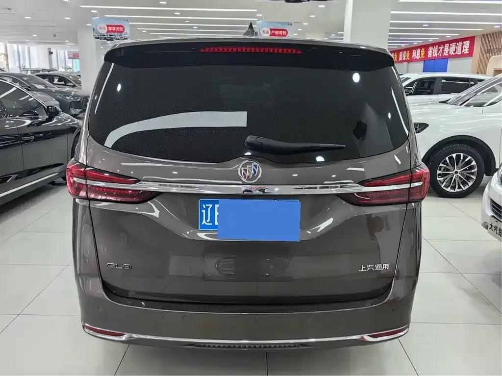 Buick GL8 2024 из CN, фото 6