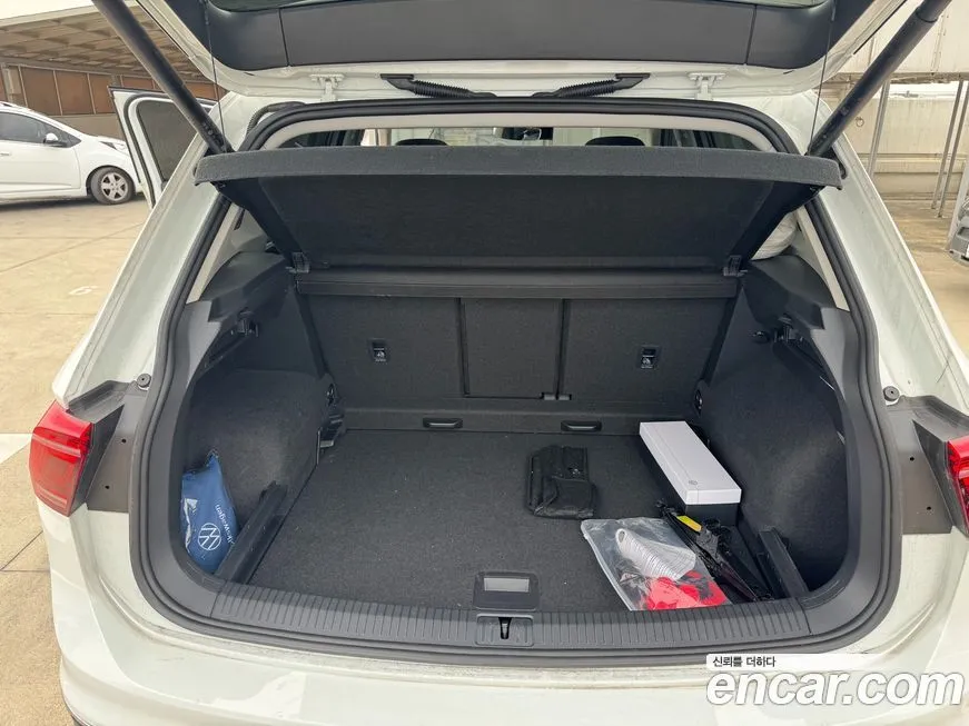 Volkswagen Tiguan 2023 из KR, фото 8