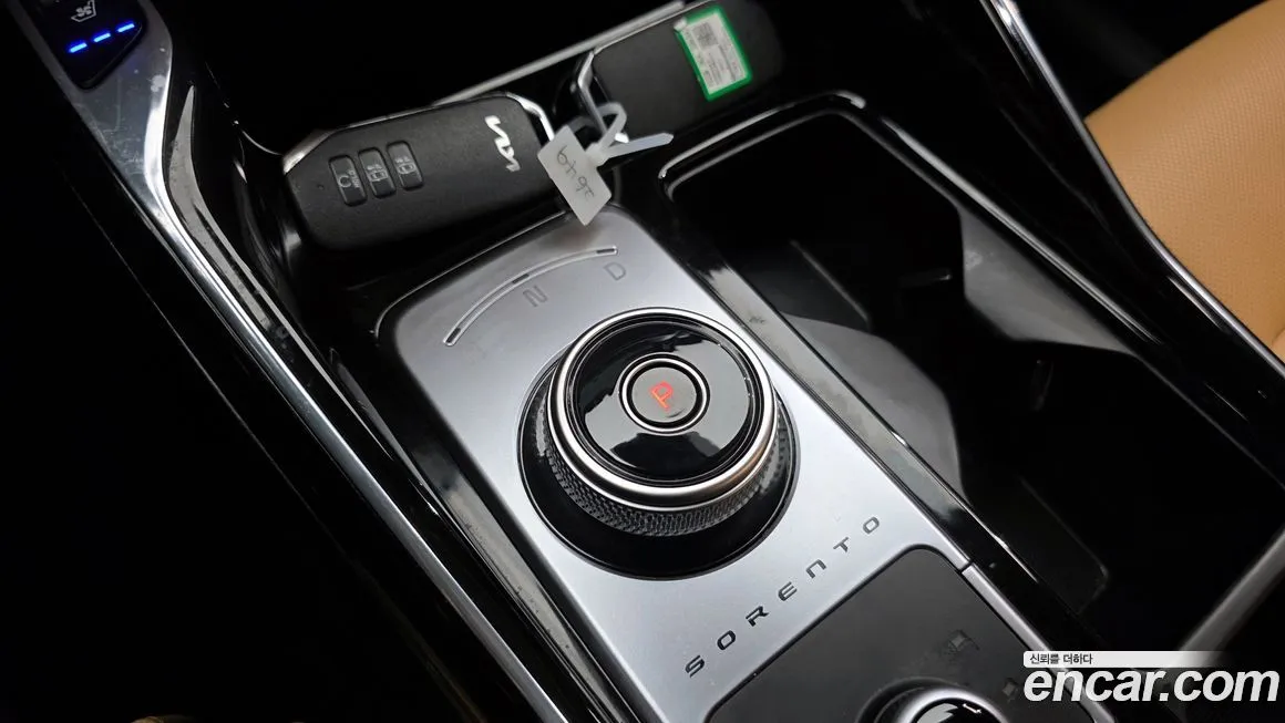 Kia Sorento — фото 7