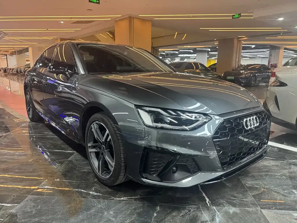 Audi A4L 2021 из CN, фото 10