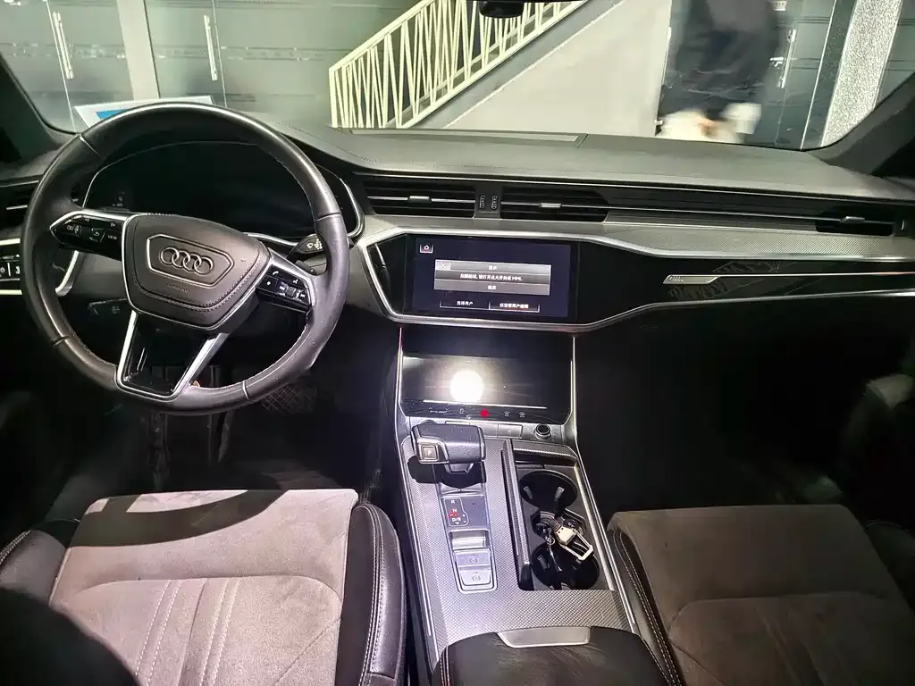 Audi A6L — фото 5