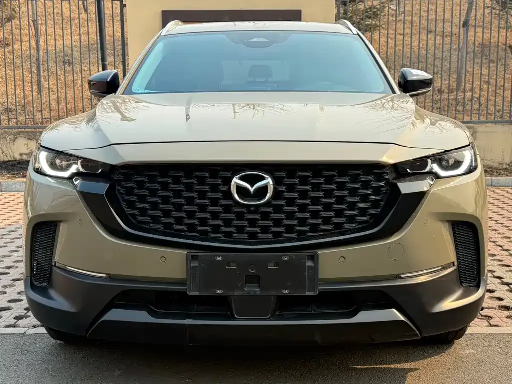 Mazda CX-50 2023 из CN, фото 7