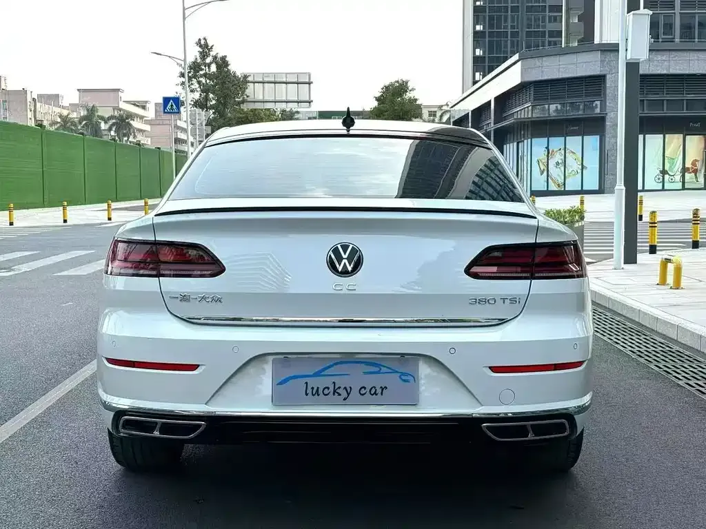 Volkswagen CC 2023 из CN, фото 6