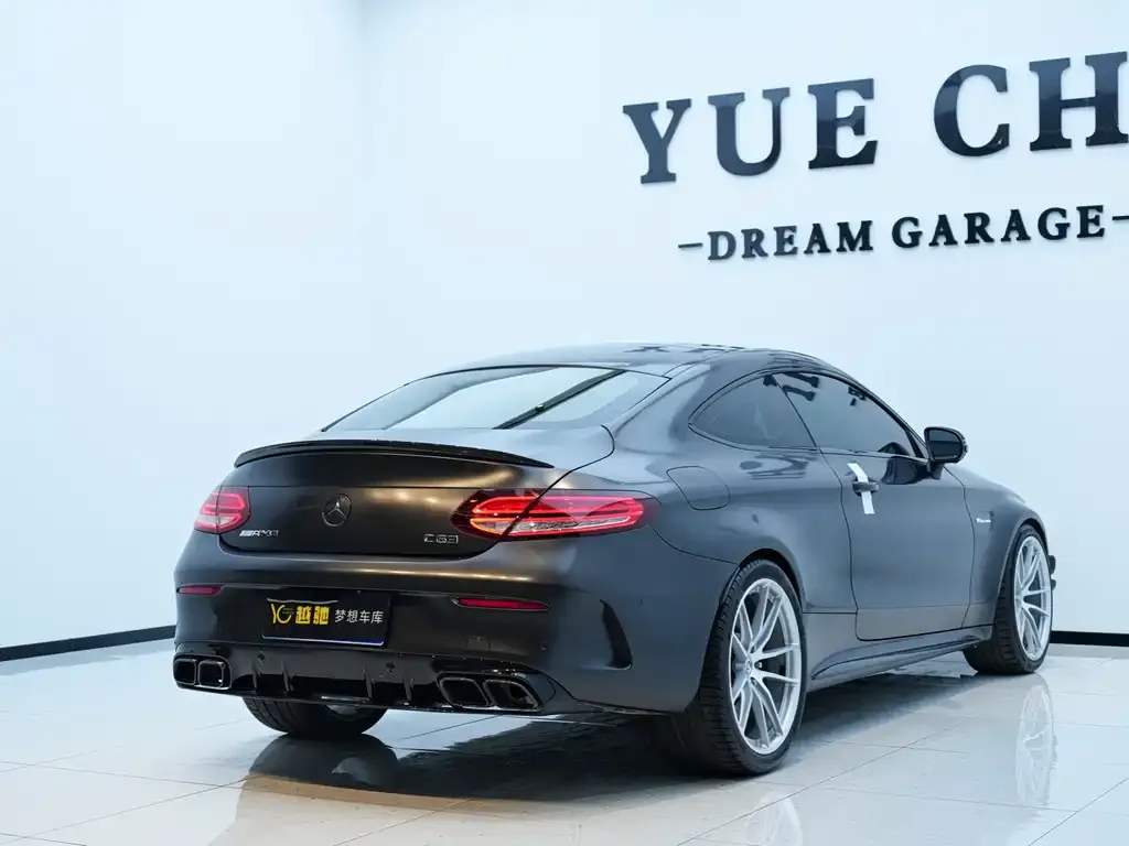 Mercedes-Benz C-Class AMG — фото 9