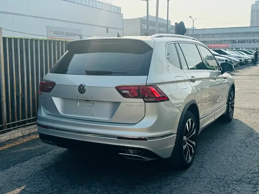 Volkswagen Tiguan L 2021 из CN, фото 4