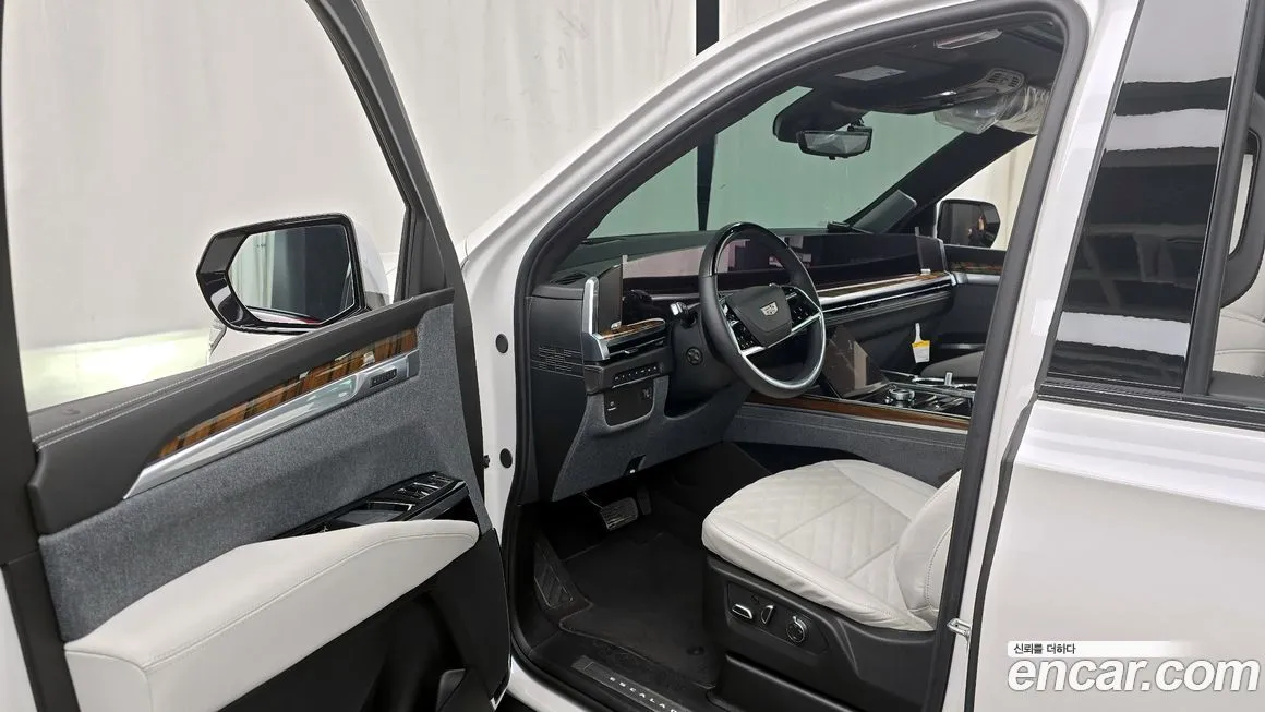 Cadillac Escalade 2025 из KR, фото 3