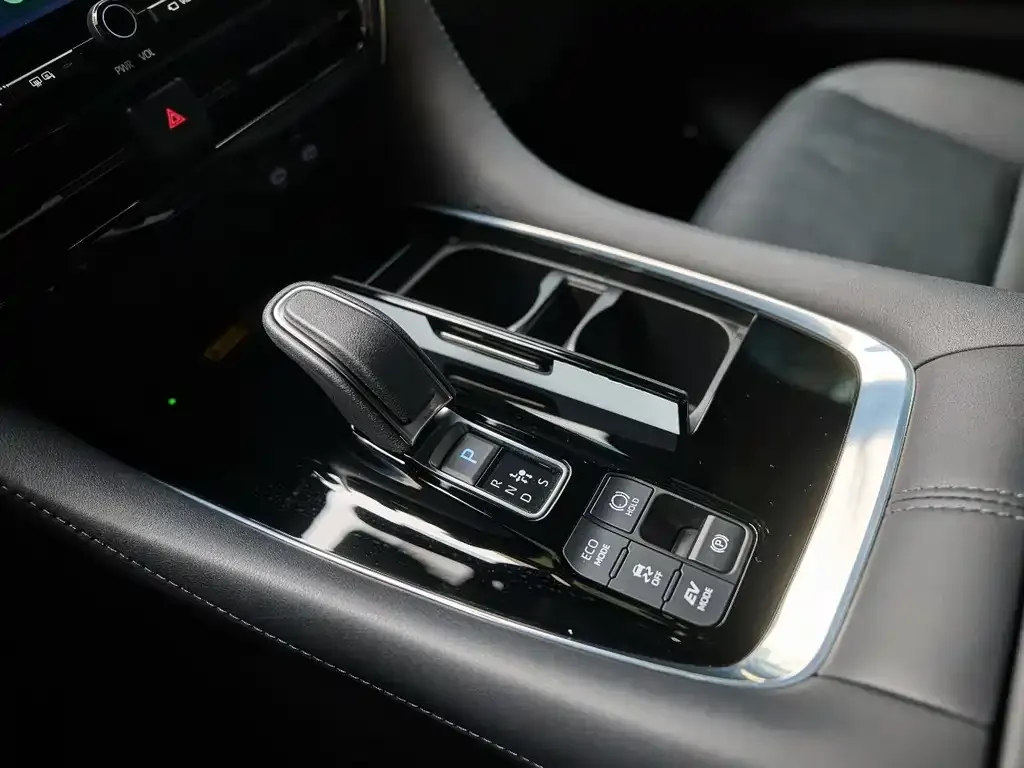Toyota Alphard 2024 из CN, фото 7