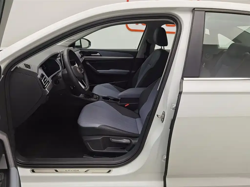 Volkswagen Lavida 2024 из CN, фото 6