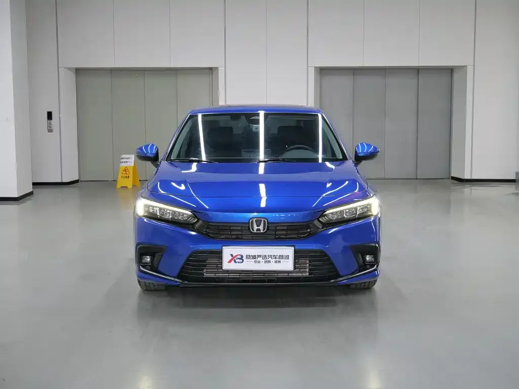 Honda Civic 2022 из CN, фото 2