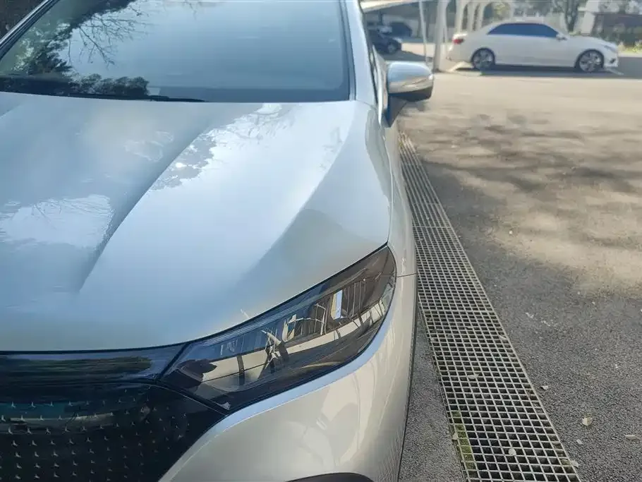 Mercedes-Benz EQE SUV 2023 из CN, фото 8