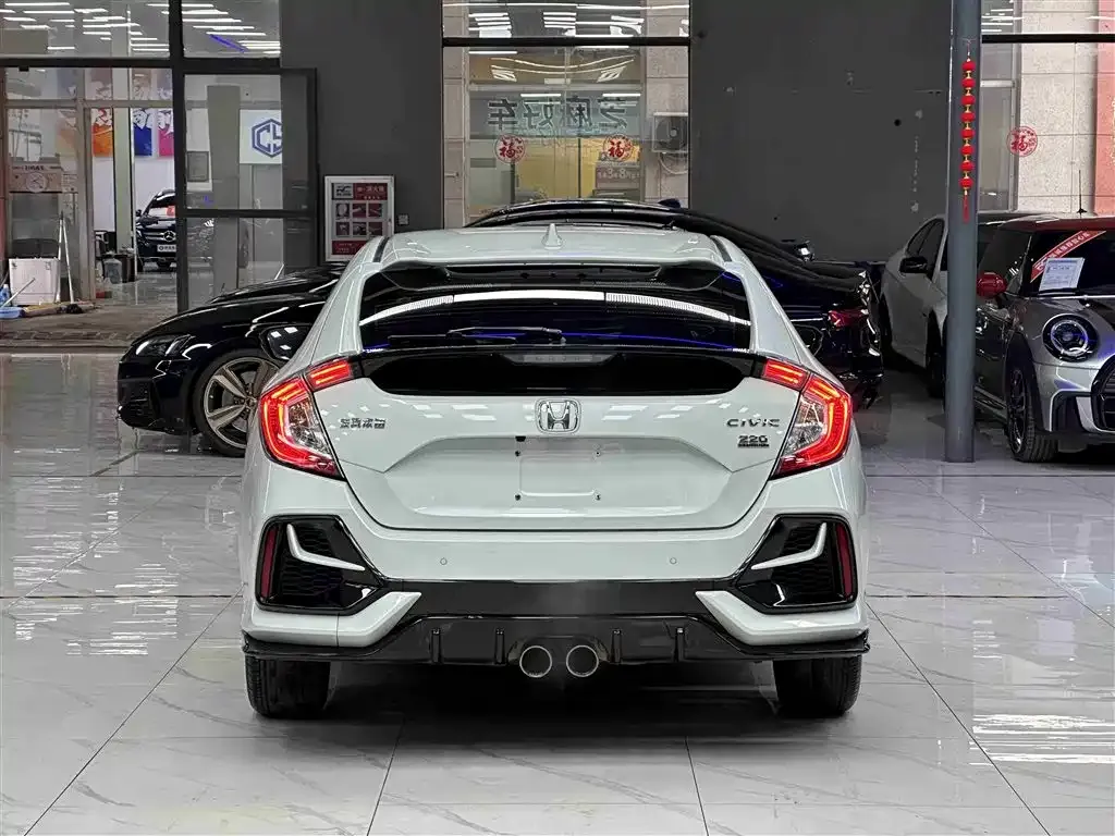 Honda Civic — фото 5