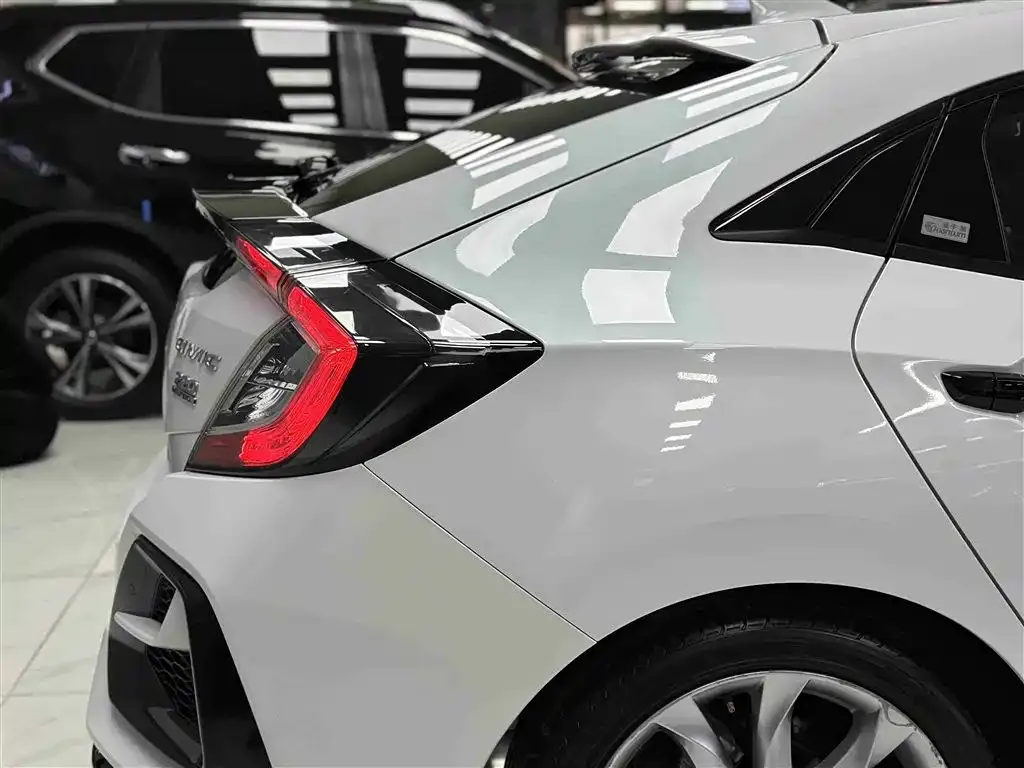 Honda Civic — фото 8