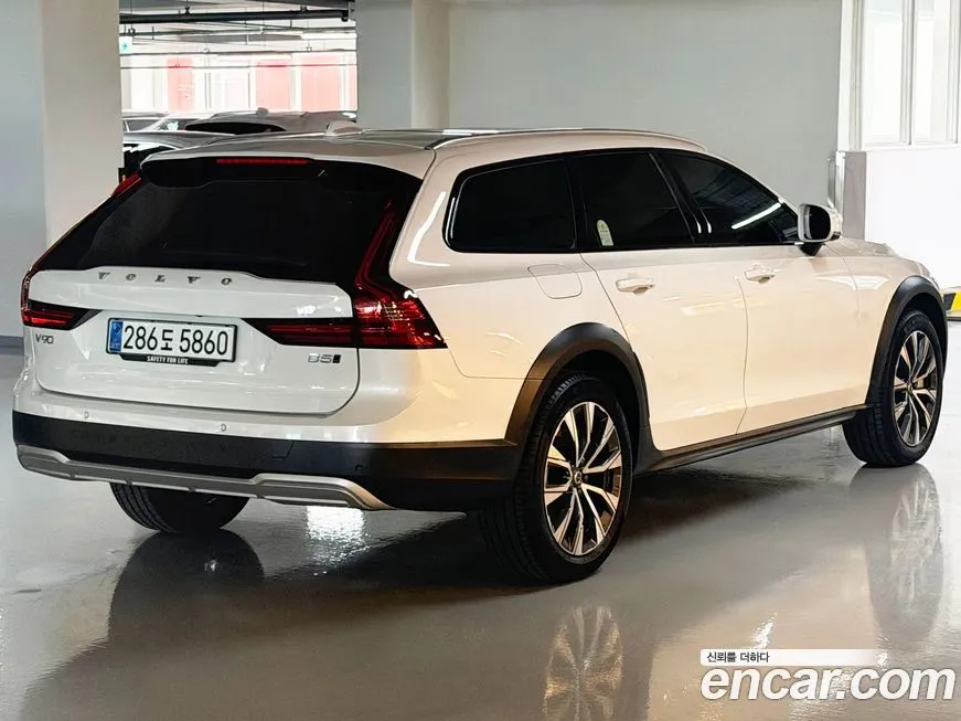 Volvo V90 2025 из KR, фото 7