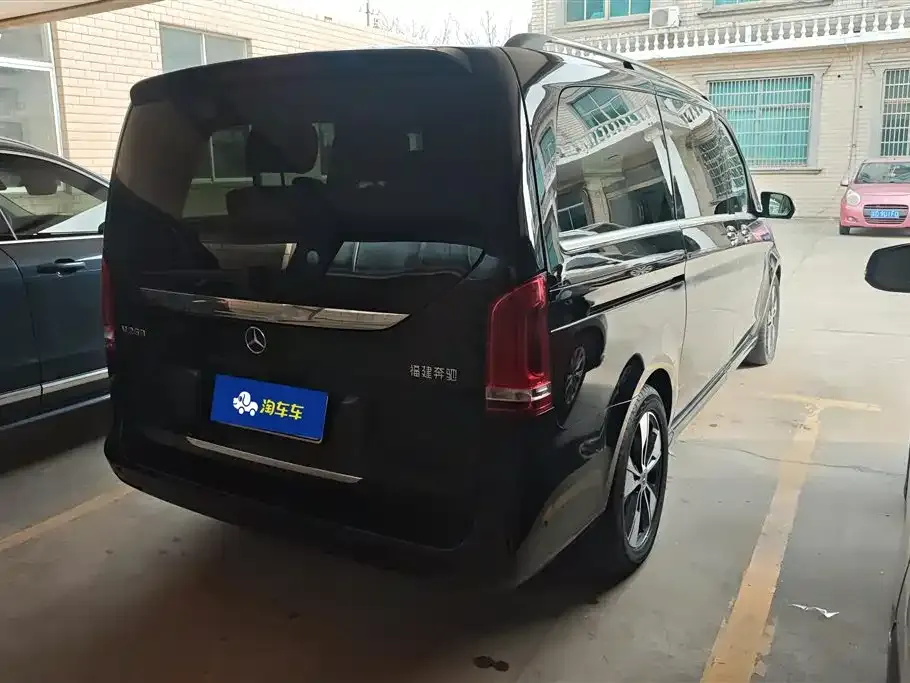 Mercedes-Benz V-Class 2021 из CN, фото 4