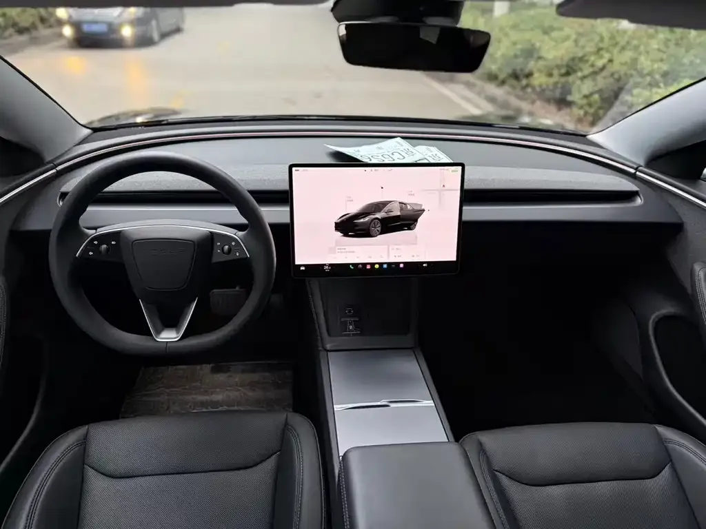 Tesla Model 3 2023 из CN, фото 2