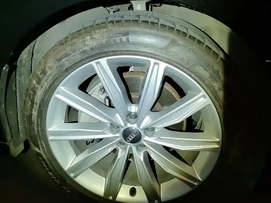 Audi A6L 2021 из CN, фото 9