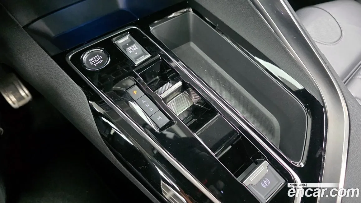 Peugeot 5008 2024 из KR, фото 6