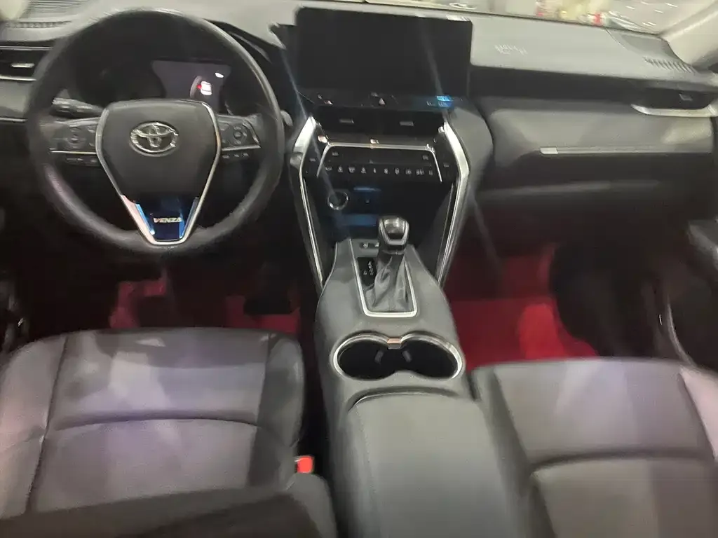 Toyota Venza 2023 из CN, фото 5
