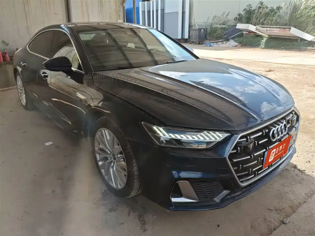 Audi A7L — фото 5