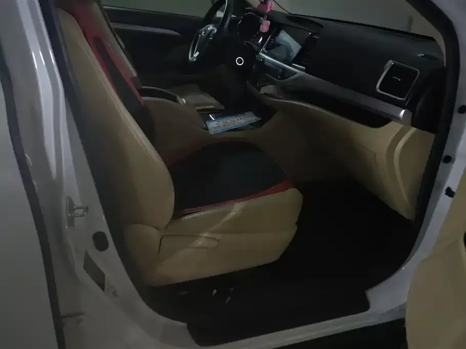 Toyota Highlander 2021 из CN, фото 6