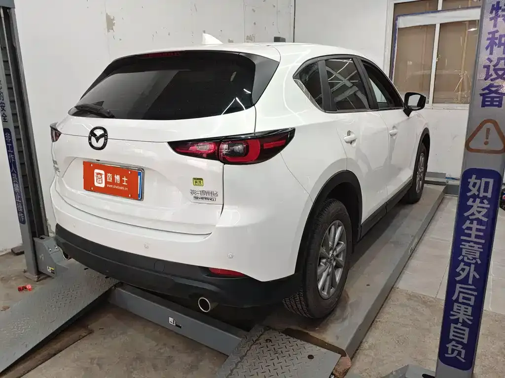 Mazda CX-5 2023 из CN, фото 9