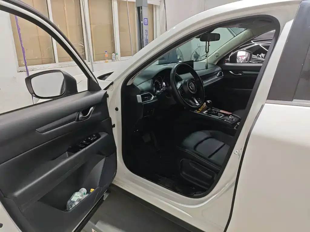 Mazda CX-5 2023 из CN, фото 3