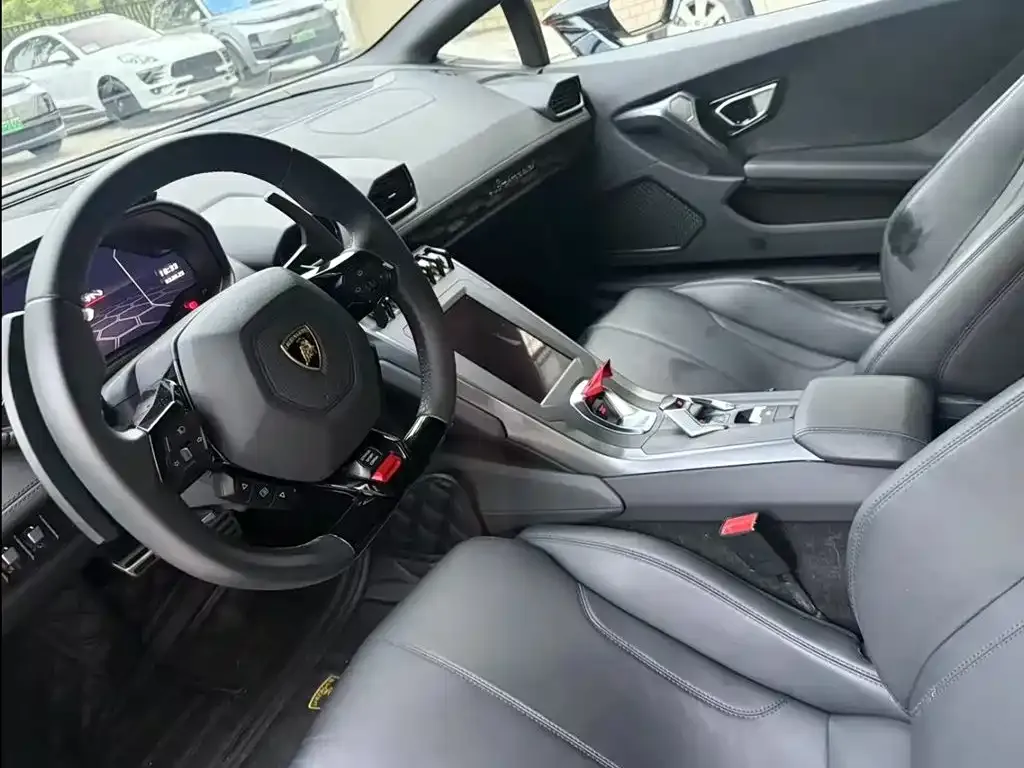 Lamborghini Huracan 2021 из CN, фото 7