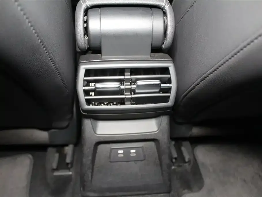 Audi A3 2023 из CN, фото 9