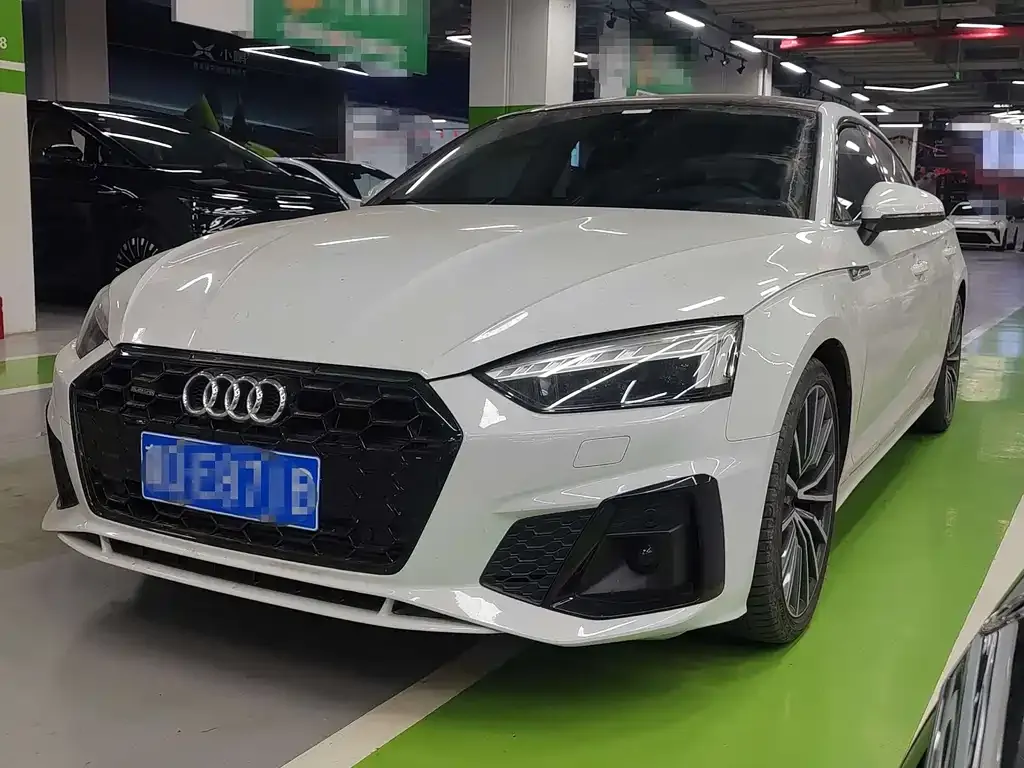 Audi A5 (Import) — фото 1