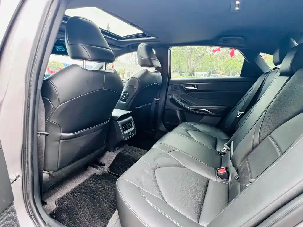 Toyota Avalon 2022 из CN, фото 3