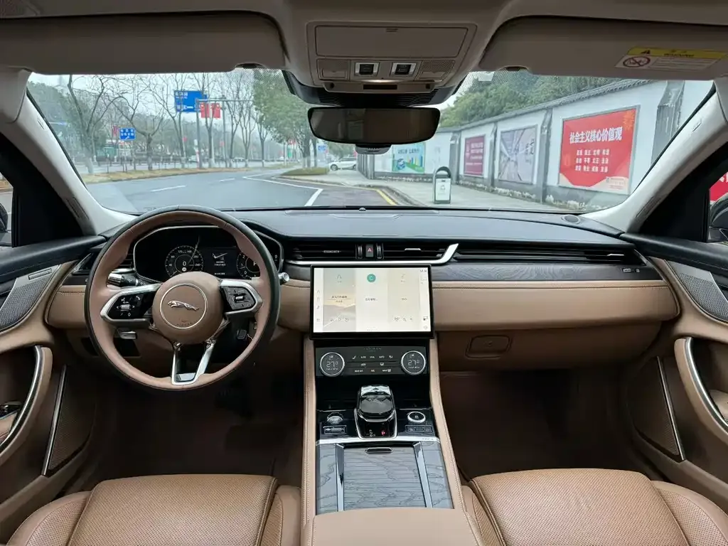Jaguar XFL 2023 из CN, фото 3