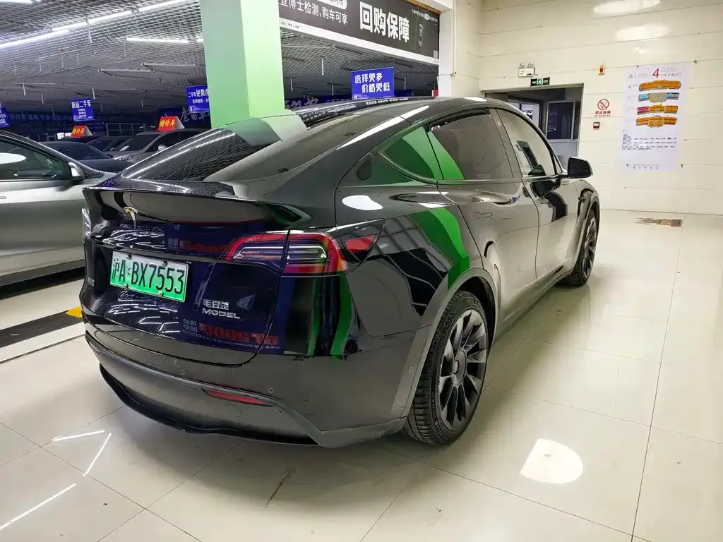 Tesla Model Y 2023 из CN, фото 7