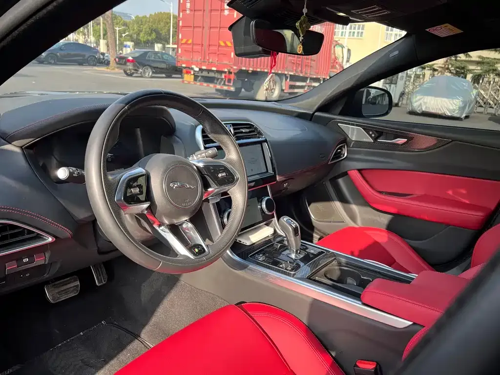 Jaguar XEL 2024 из CN, фото 4