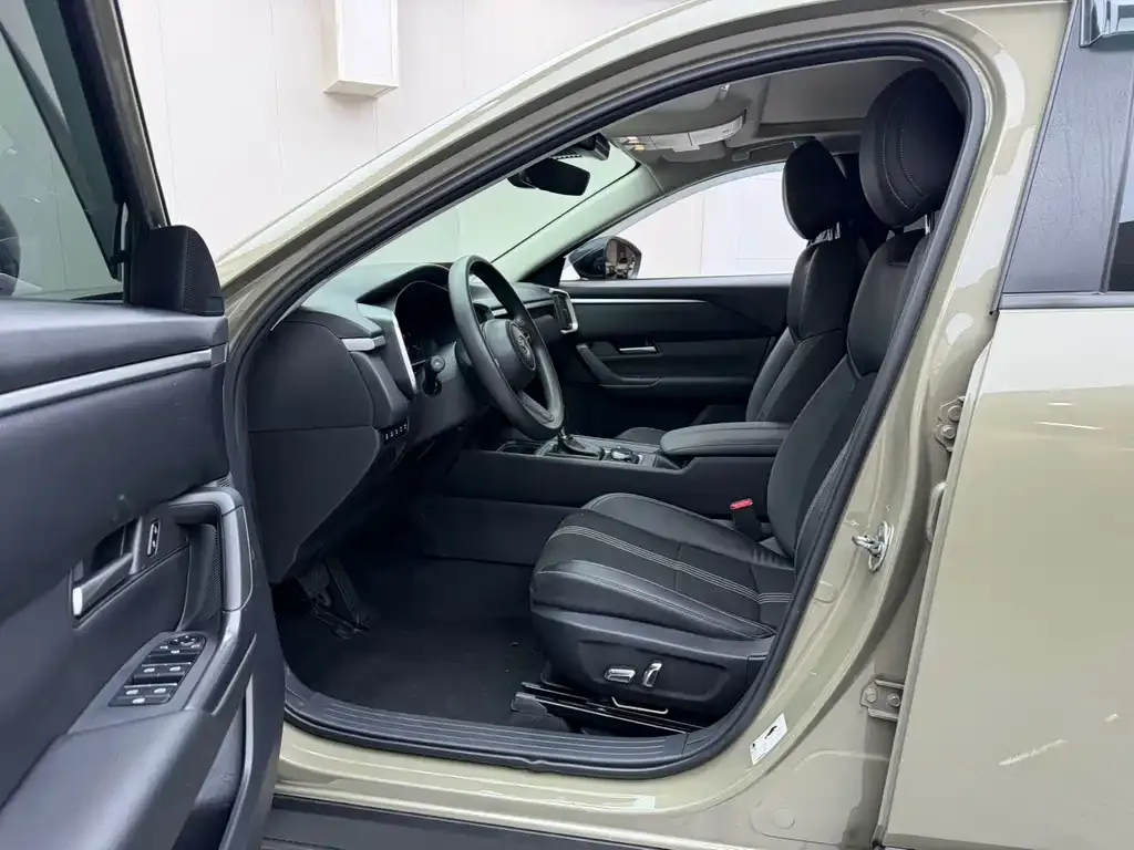 Mazda CX-50 2023 из CN, фото 5