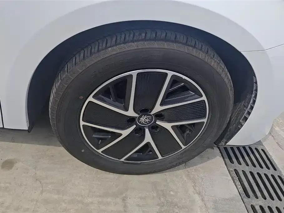 BYD Qin L 2024 из CN, фото 9