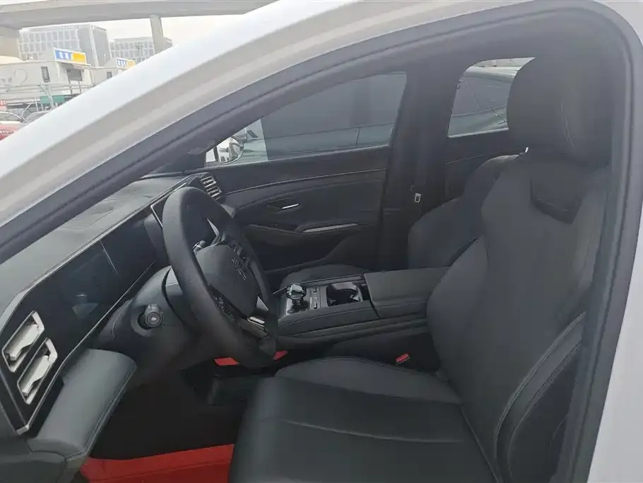BYD Qin L 2024 из CN, фото 3