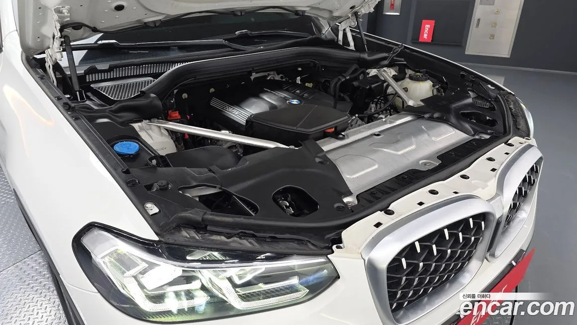 BMW X4 2022 из KR, фото 3