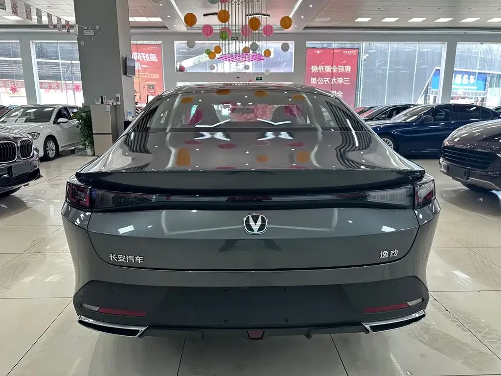 Changan Eado — фото 6