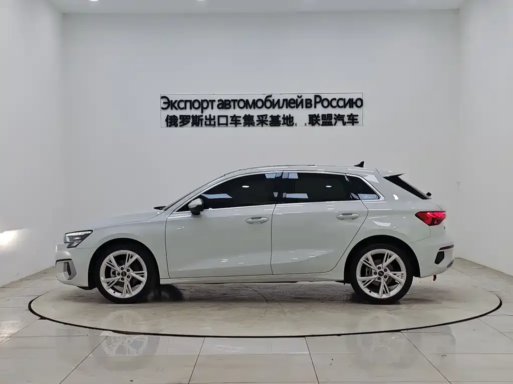 Audi A3 — фото 3