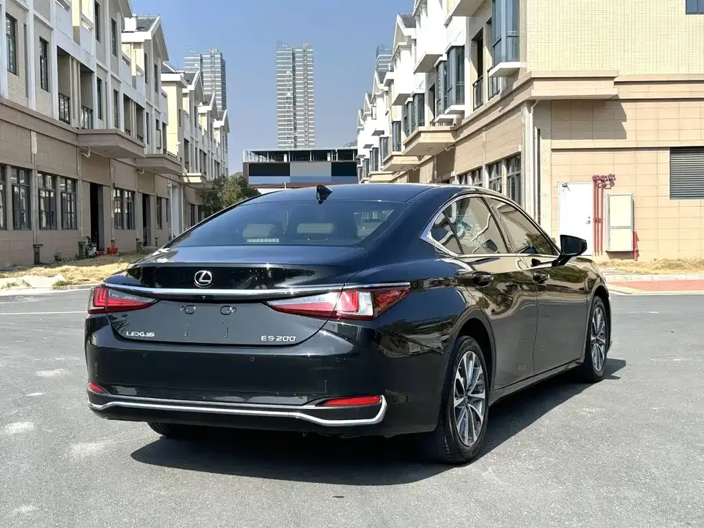 Lexus ES 2022 из CN, фото 5