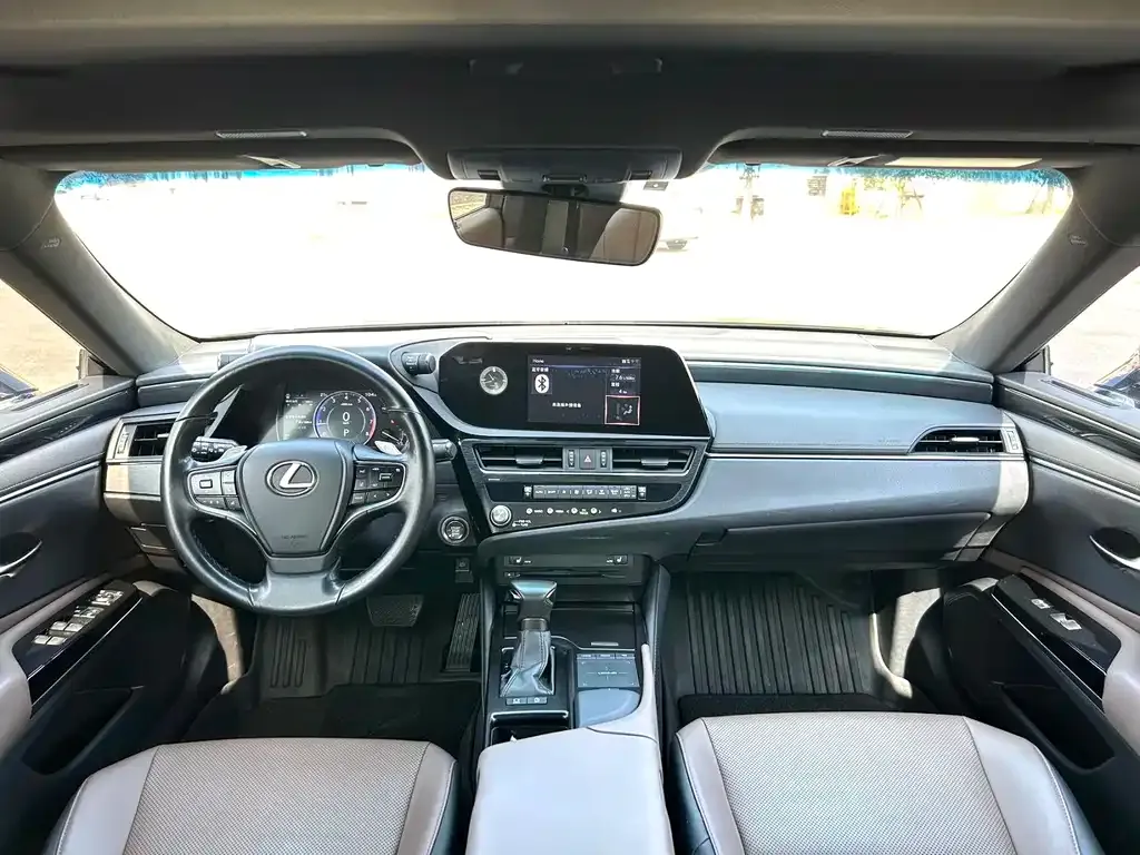 Lexus ES 2022 из CN, фото 2