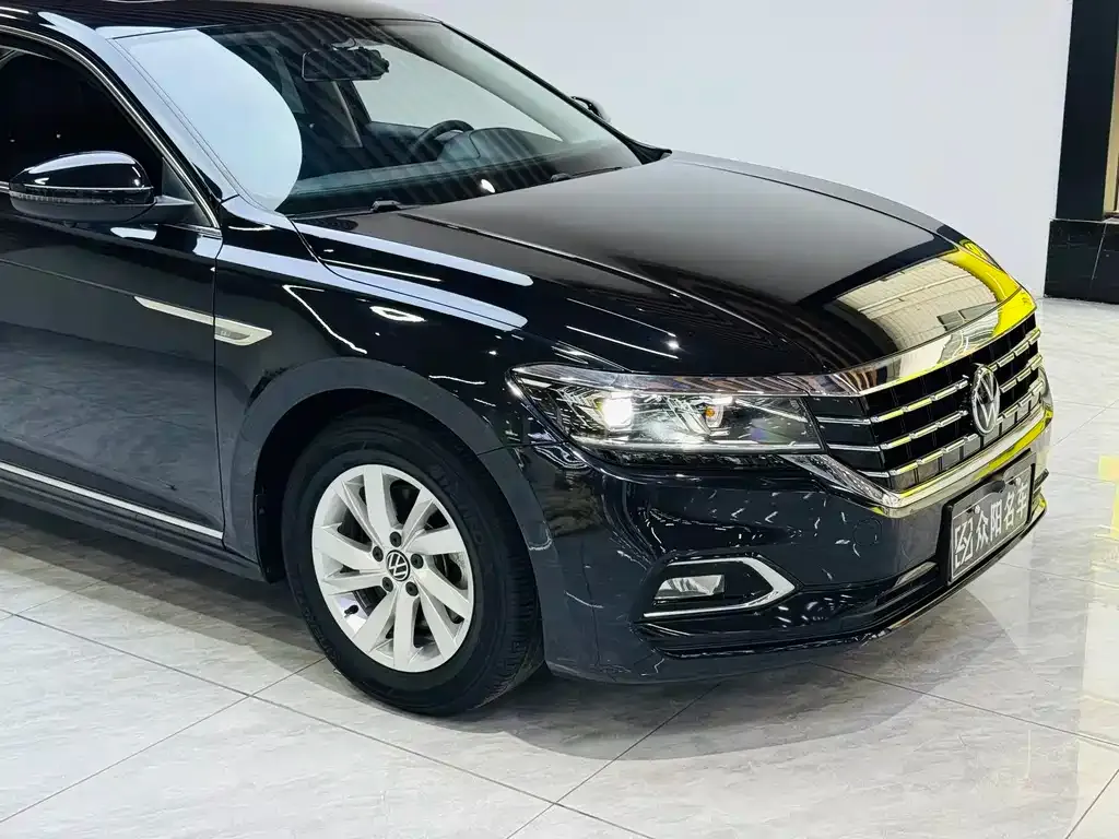Volkswagen Passat 2021 из CN, фото 3