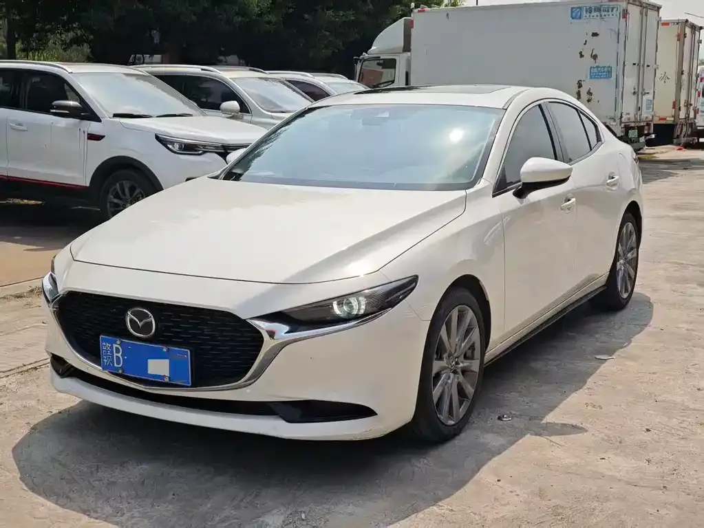 Mazda 3 Axela 2023 из CN, фото 7