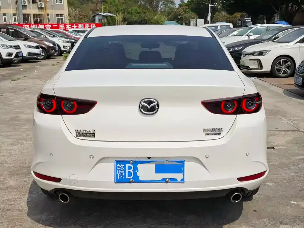 Mazda 3 Axela 2023 из CN, фото 5