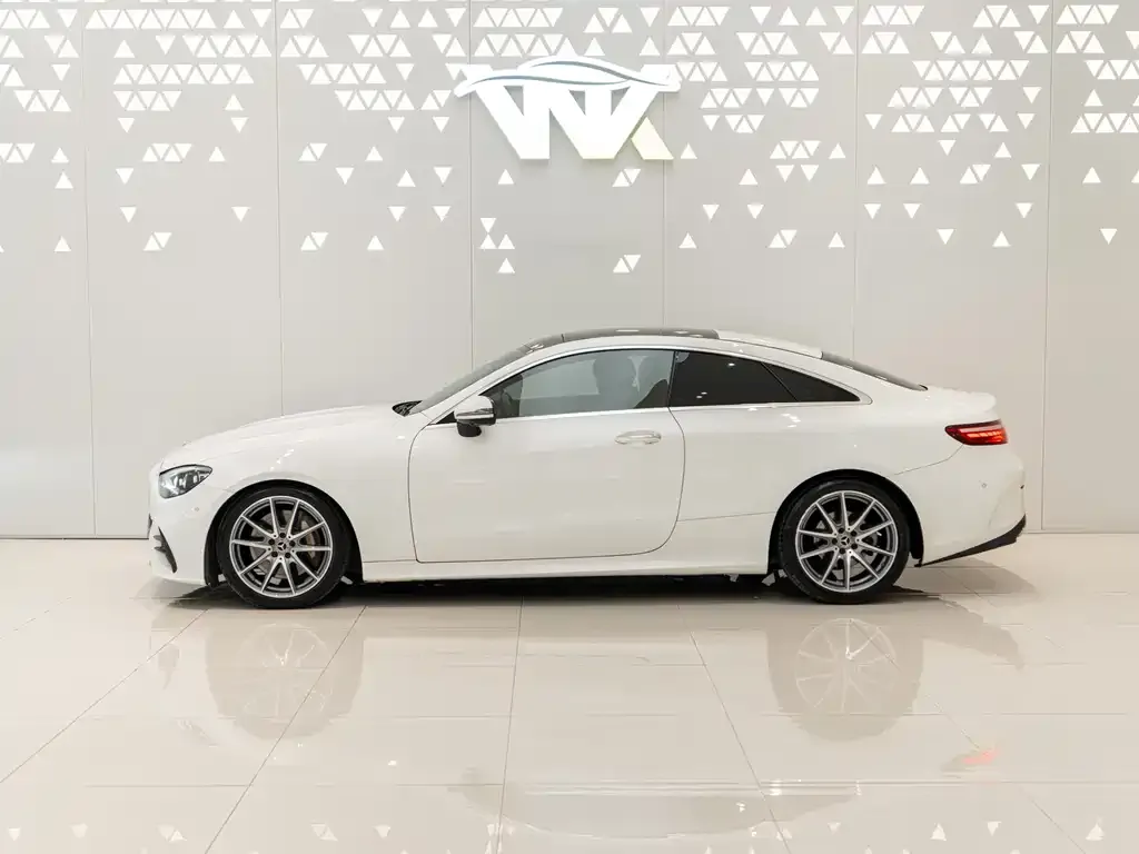 Mercedes-Benz E-Class (Import) — фото 2