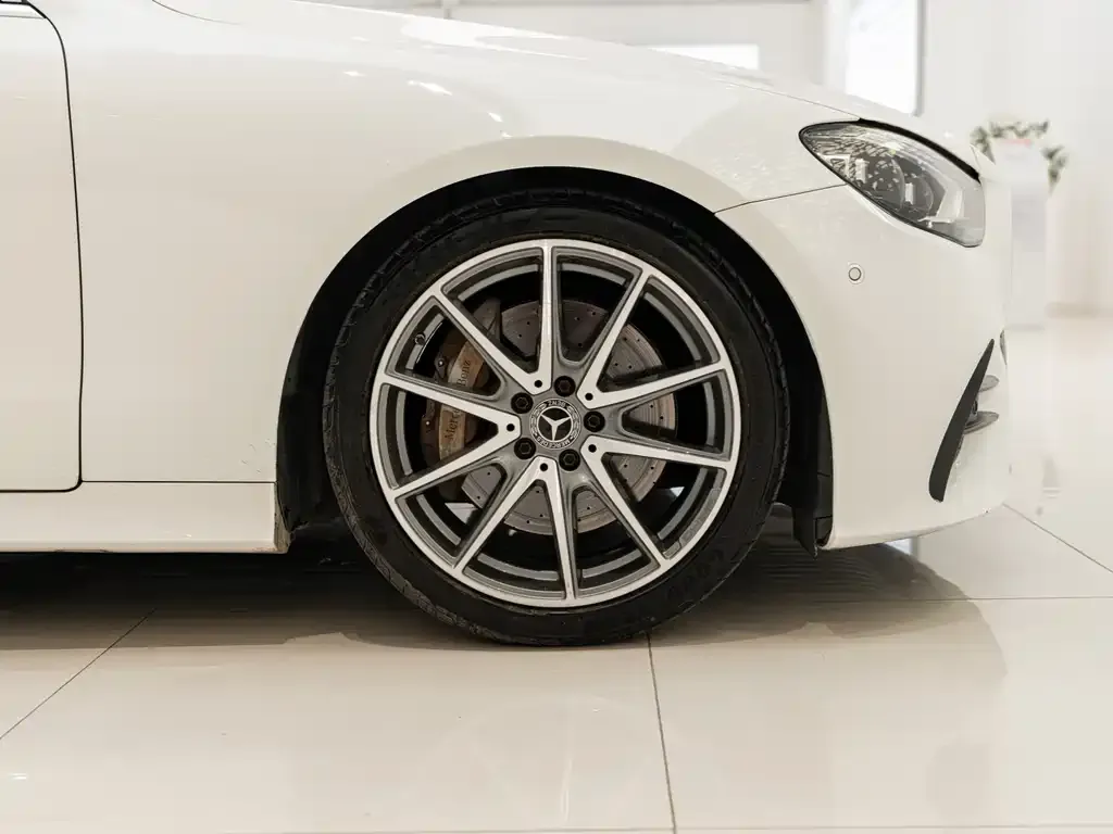 Mercedes-Benz E-Class (Import) — фото 6