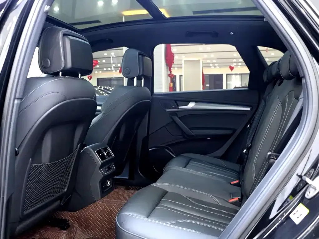 Audi Q5L 2022 из CN, фото 3