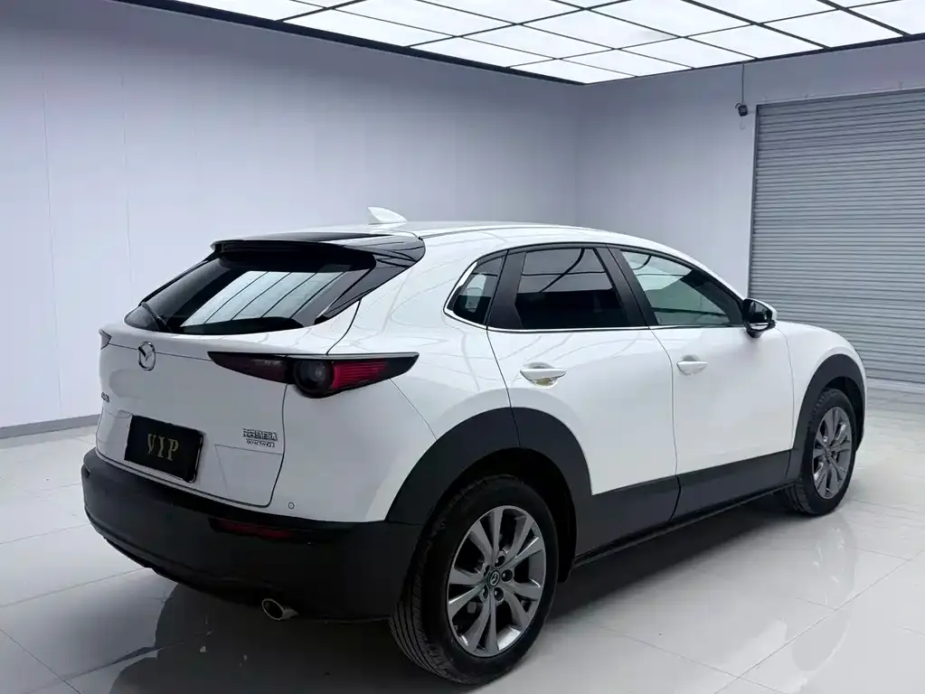 Mazda CX-30 — фото 4