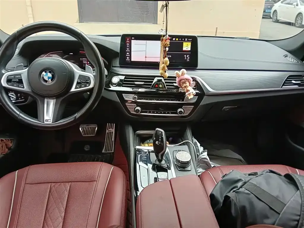 BMW 5 Series — фото 2