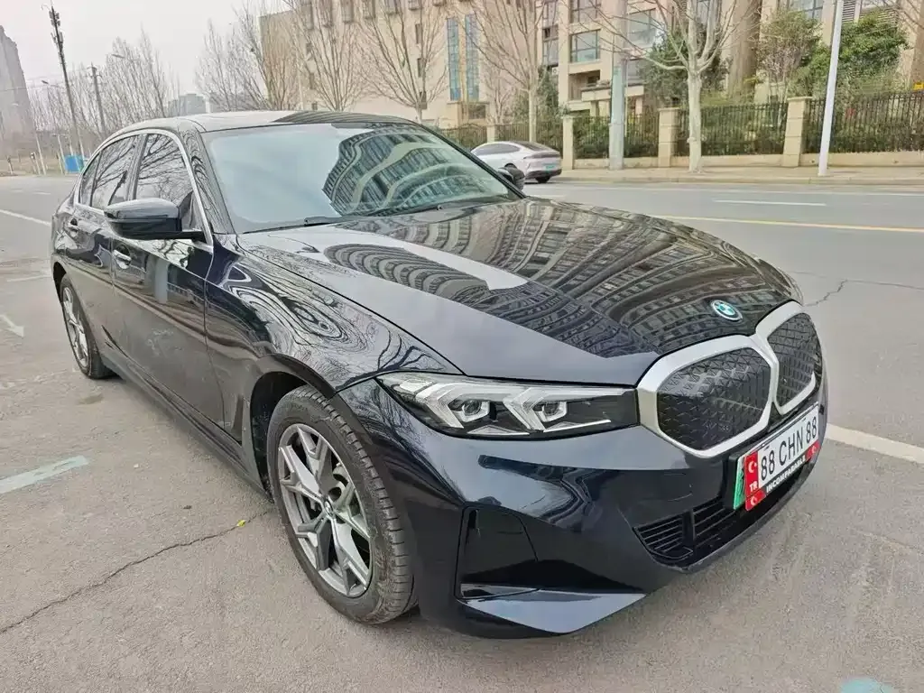 BMW i3 2025 из CN, фото 1